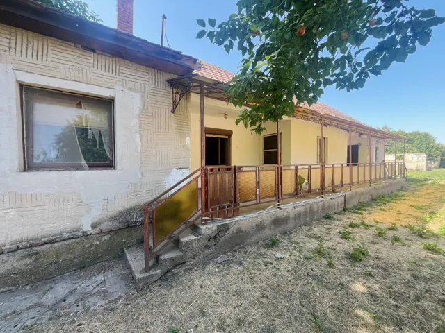 Eladó ház Dömsöd 100 nm