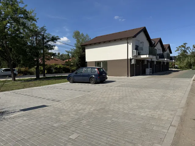 Kiadó kereskedelmi és ipari ingatlan Dunaharaszti, Óváros 25 nm