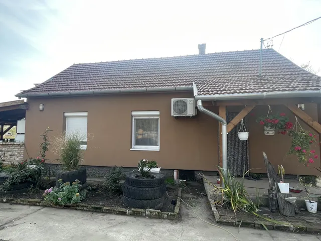 Kiadó mezőgazdasági ingatlan Dunavarsány, Kisvarsány 400 nm