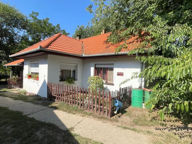 Eladó ház Délegyháza 70 nm