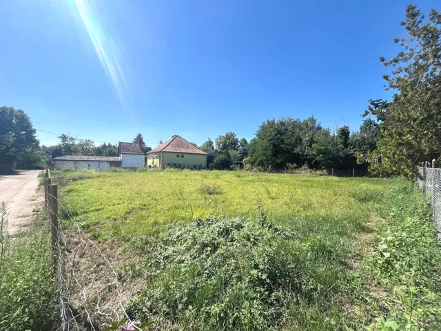Eladó telek Dömsöd 813 nm