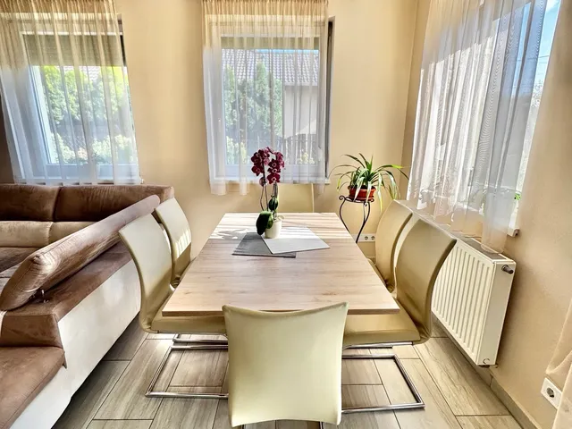 Eladó ház Budapest XVIII. kerület, Újpéteritelep 115 nm