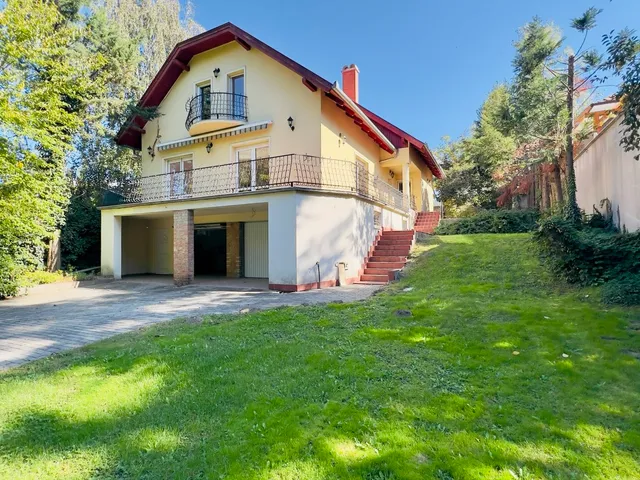 Eladó ház Dunaharaszti 220 nm