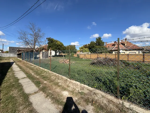 Eladó telek Dömsöd 850 nm