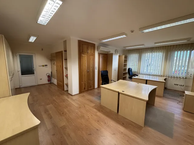 Kiadó kereskedelmi és ipari ingatlan Dunaharaszti, Óváros 61 nm