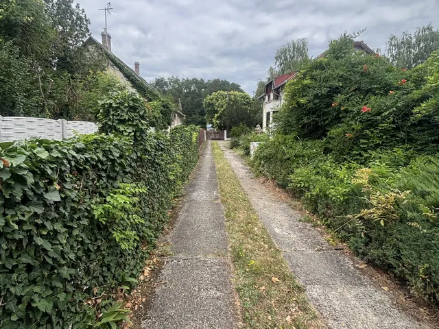 Eladó telek Budapest XVIII. kerület 800 nm