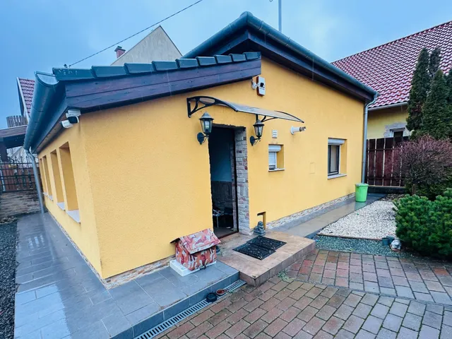 Eladó ház Budapest XVIII. kerület 100 nm