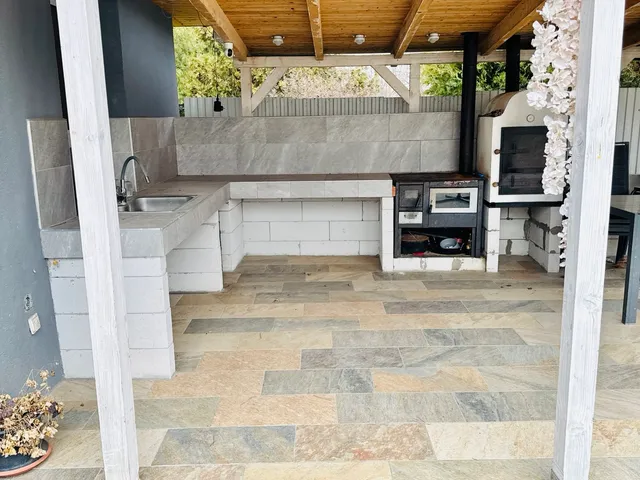 Eladó ház Taksony 140 nm