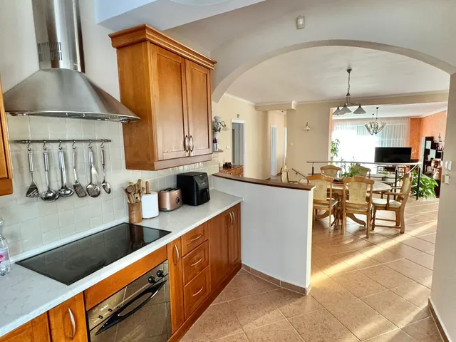 Eladó ház Halásztelek 185 nm