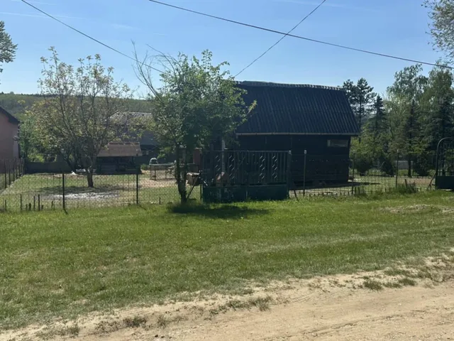 Eladó telek Domony, Szalonka utca 800 nm