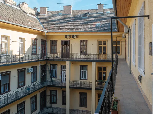Eladó lakás Budapest VIII. kerület, Orczynegyed, Baross utca 40 nm