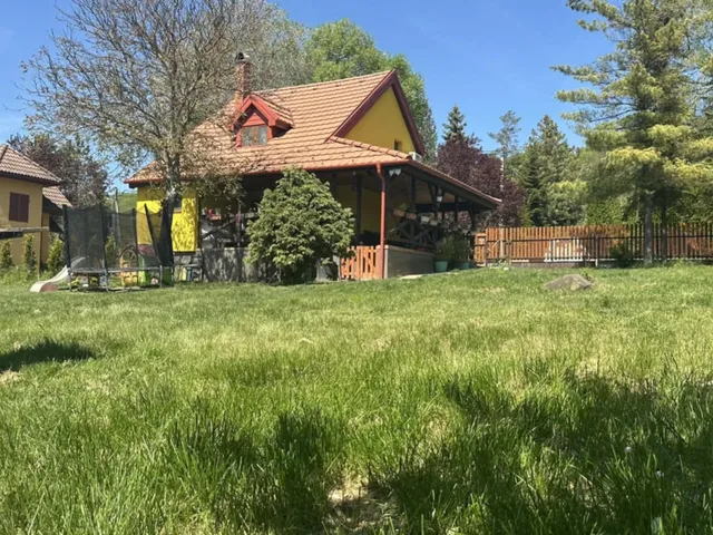 Eladó ház Domony 88 nm