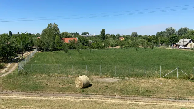 Eladó telek Makó 750 nm