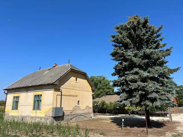 Eladó ház Makó, Új utca 32 110 nm