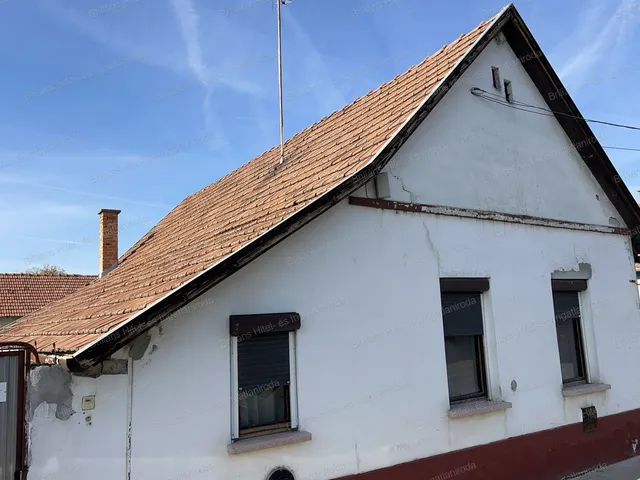 Eladó ház Makó, Vágóhíd utca 77 nm