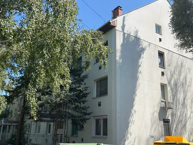 Eladó lakás Szeged, Pinty utca 108 nm