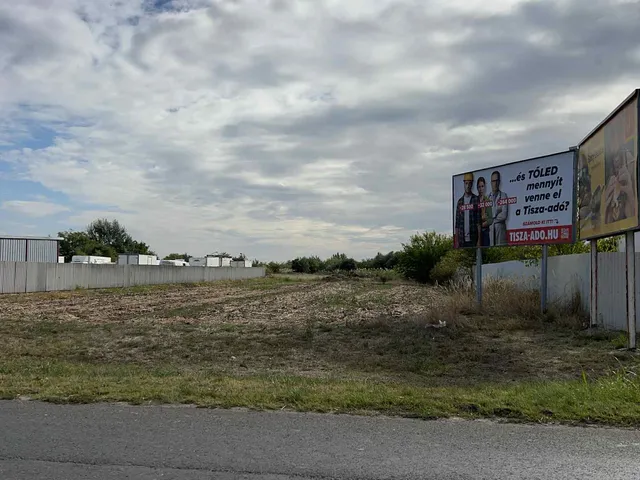 Eladó telek Makó, Aradi utca 52997 nm