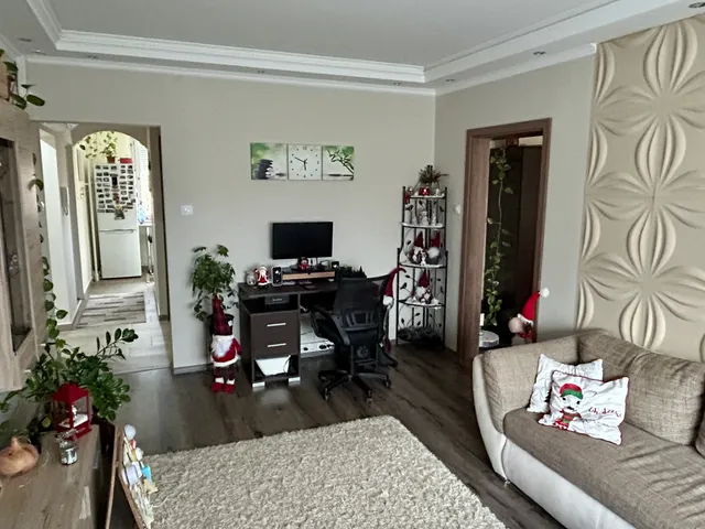 Eladó lakás Makó, Deák Ferenc 72 nm