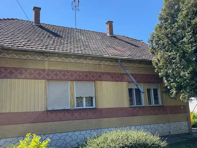 Eladó ház Makó, Erdélyi püspök utca 135 nm
