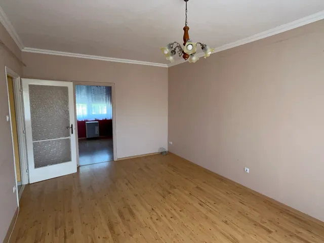 Eladó lakás Makó, Bajcsy-Zsilinszky ltp. 56 nm