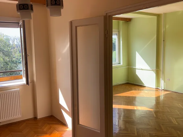 Eladó lakás Szeged 75 nm