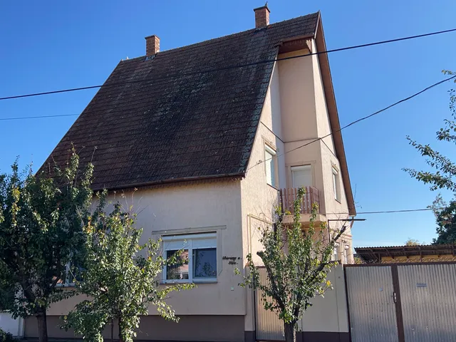 Eladó ház Makó 158 nm