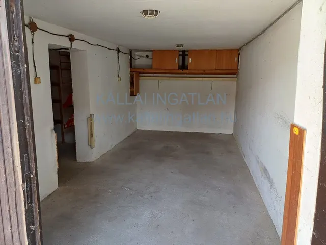 Eladó garázs Nyíregyháza, Érkert 19 nm