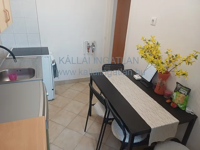 Eladó lakás Nyíregyháza, Érkert 40 nm