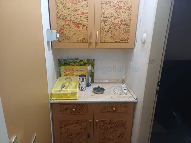 Eladó kereskedelmi és ipari ingatlan Nyíregyháza, Belváros 48 nm