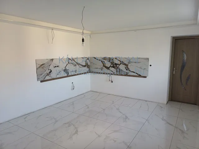 Eladó ház Szakoly 50 nm