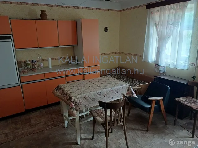 Eladó ház Tiszaeszlár 71 nm