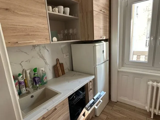 Kiadó lakás Debrecen, Piac utca 54 nm