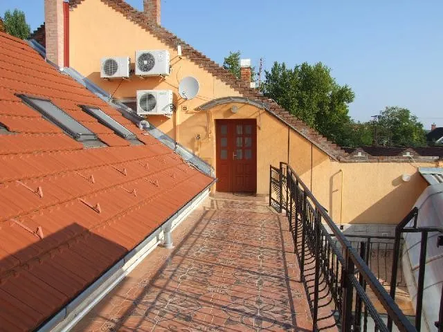 Eladó kereskedelmi és ipari ingatlan Gyula 441 nm