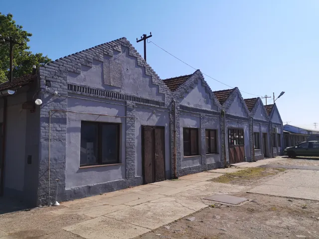 Kiadó kereskedelmi és ipari ingatlan Gyula 100 nm
