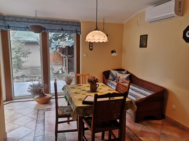 Kiadó ház Gyula, Karácsonyi János utca 12. 60 nm