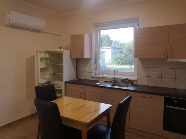 Kiadó ház Gyula, Tiborc u. 80 nm