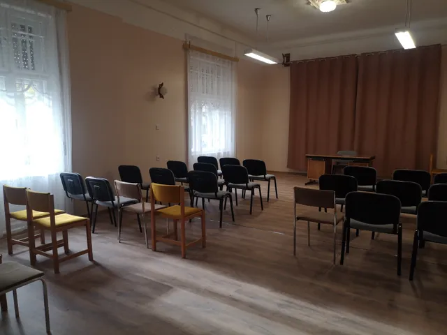 Kiadó kereskedelmi és ipari ingatlan Gyula, Kisrománváros, Dobay u. 60 nm