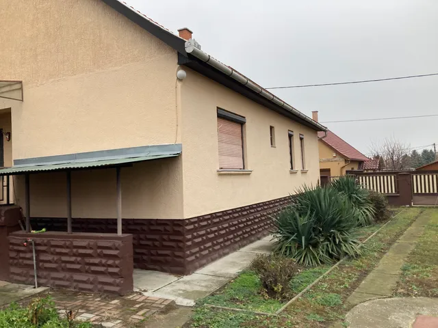 Eladó ház Jászberény, Zerge u. 83 nm