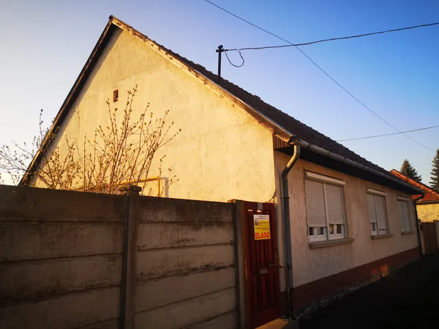 Eladó telek Gyula 1046 nm