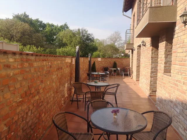 Eladó lakás Gyula, Vár utca 37 nm