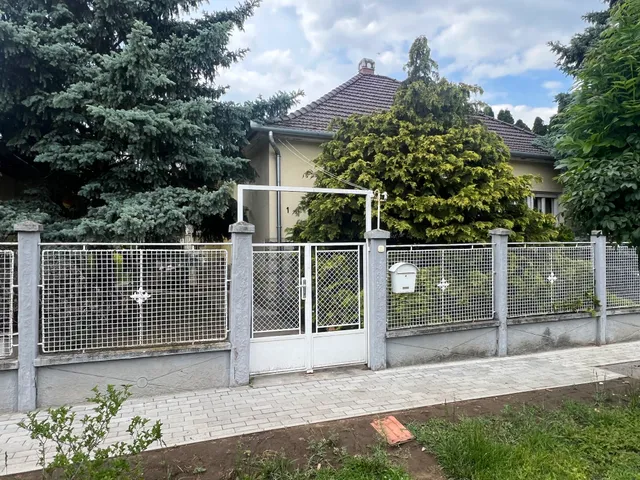 Eladó ház Gyula, Diófa utca 90 nm