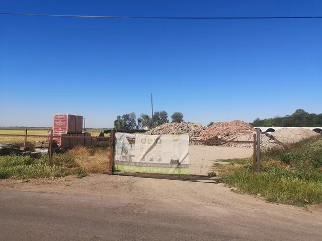 Eladó kereskedelmi és ipari ingatlan Telekgerendás, Külterület 3300 nm