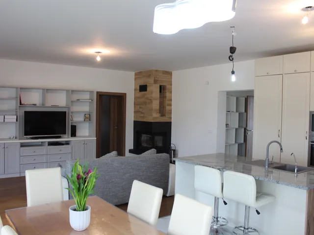 Eladó ház Debrecen, Józsaliget-lakópark 340 nm