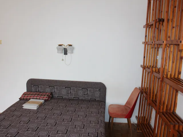 Kiadó lakás Debrecen, Nagyerdő, Poroszlay út 60 nm