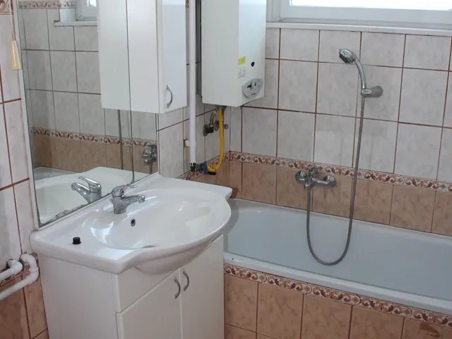 Kiadó lakás Debrecen, Libakert, Füredi út 55 nm