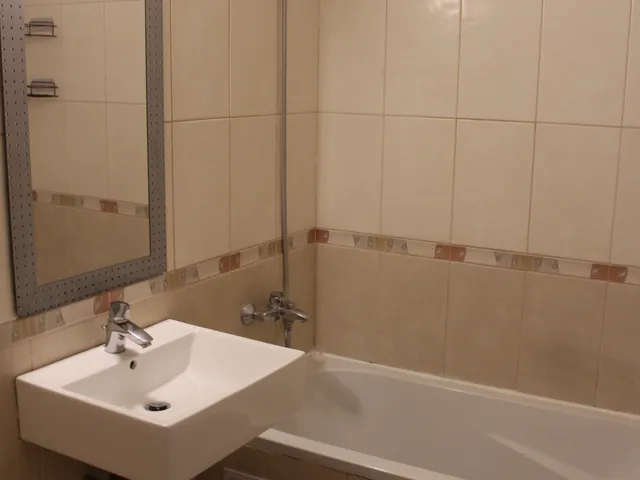 Eladó lakás Debrecen, Tócóvölgyi lakótelep, Derék utca 63 nm