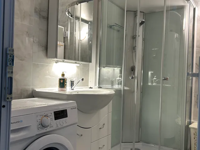 Kiadó lakás Debrecen, Nagyerdő 68 nm