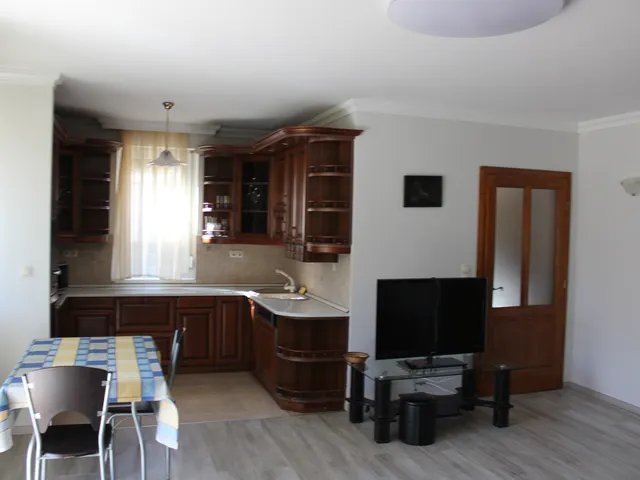 Kiadó lakás Debrecen, Nagyerdő 56 nm