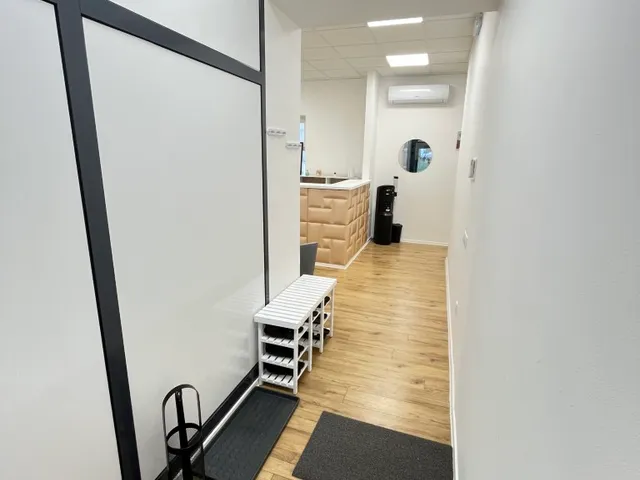 Kiadó kereskedelmi és ipari ingatlan Kaposvár, Belváros 115 nm