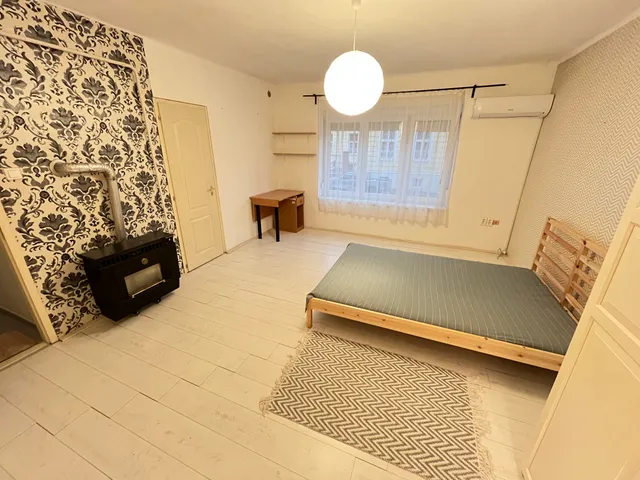 Kiadó lakás Kaposvár, Belváros, Somssich Pál utca 35 nm